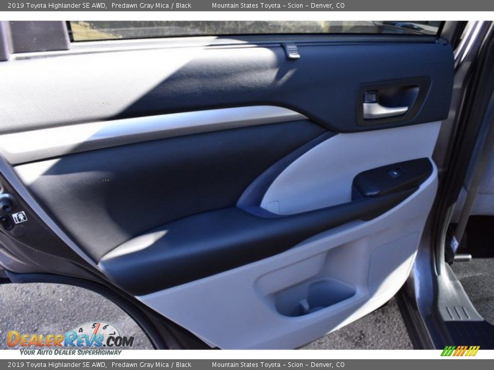 2019 Toyota Highlander SE AWD Predawn Gray Mica / Black Photo #23