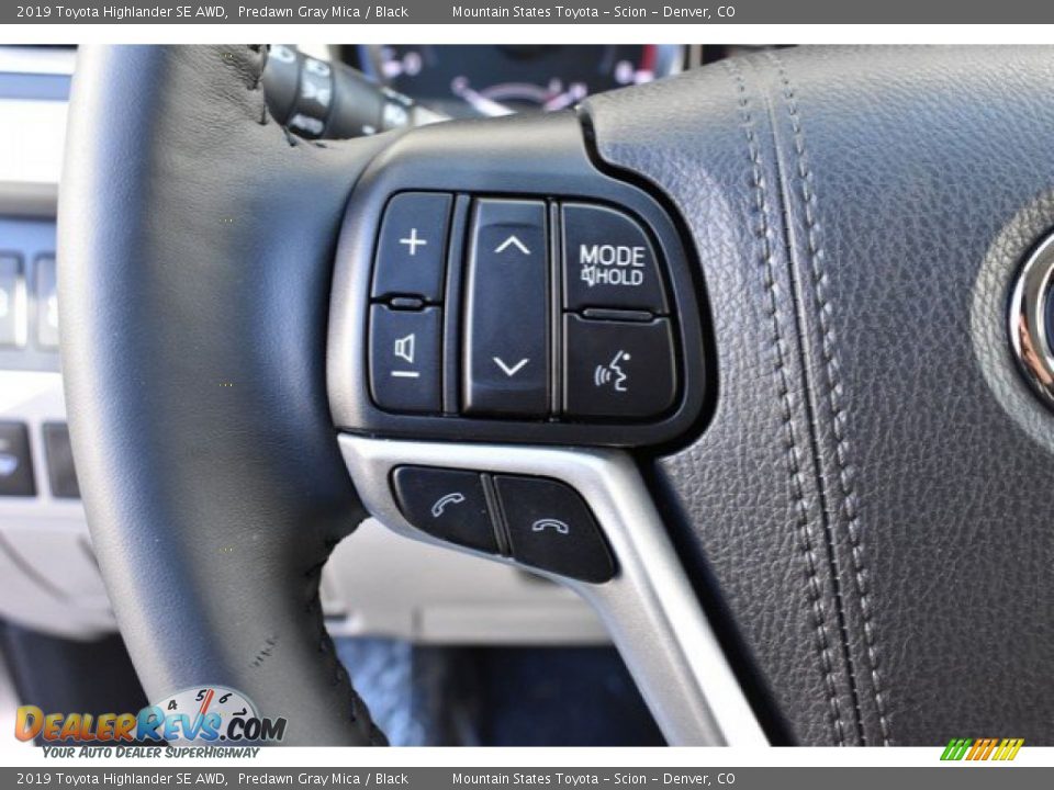 2019 Toyota Highlander SE AWD Predawn Gray Mica / Black Photo #29