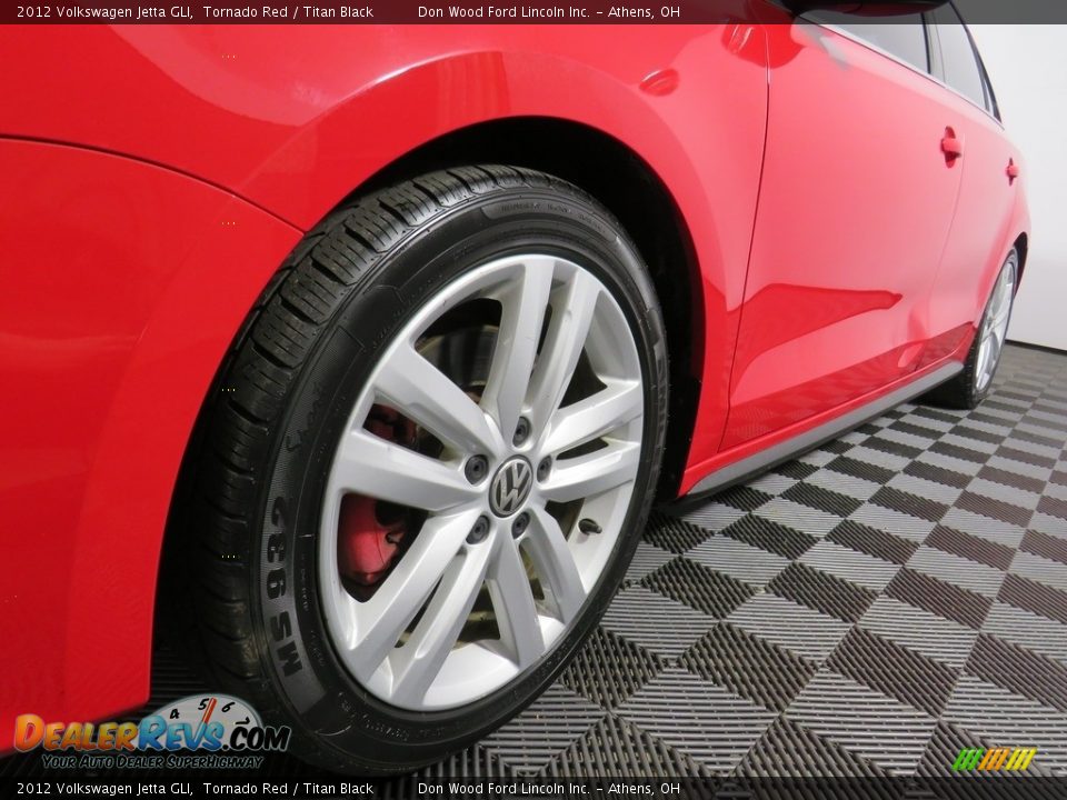 2012 Volkswagen Jetta GLI Tornado Red / Titan Black Photo #11