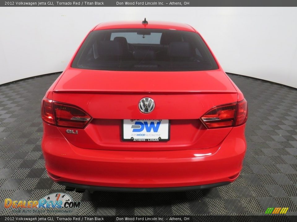 2012 Volkswagen Jetta GLI Tornado Red / Titan Black Photo #15