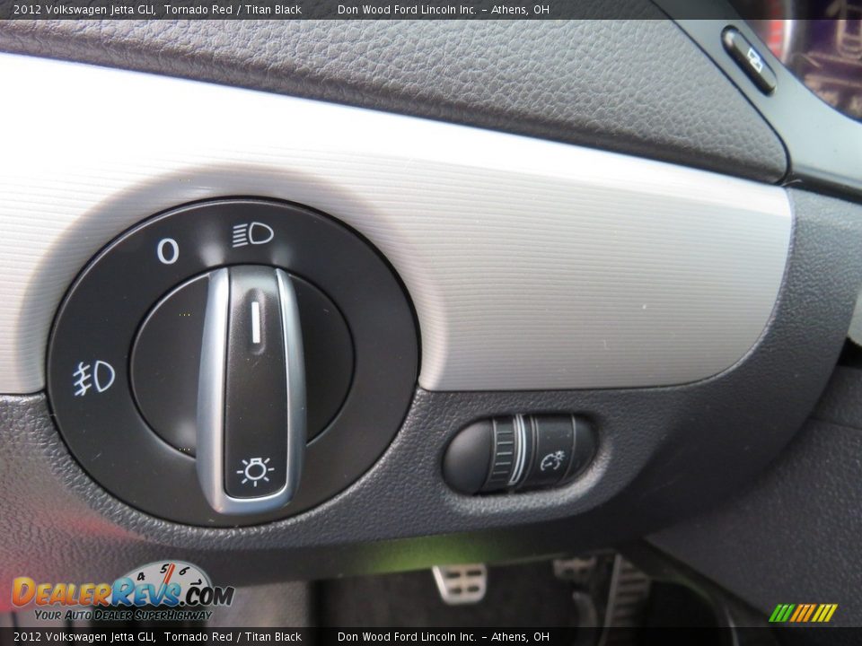 2012 Volkswagen Jetta GLI Tornado Red / Titan Black Photo #22