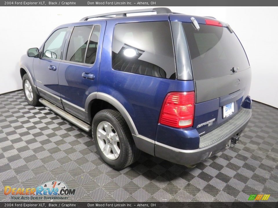 2004 Ford Explorer XLT Black / Graphite Photo #9