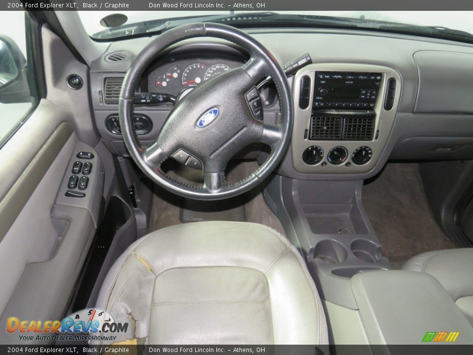 2004 Ford Explorer XLT Black / Graphite Photo #23