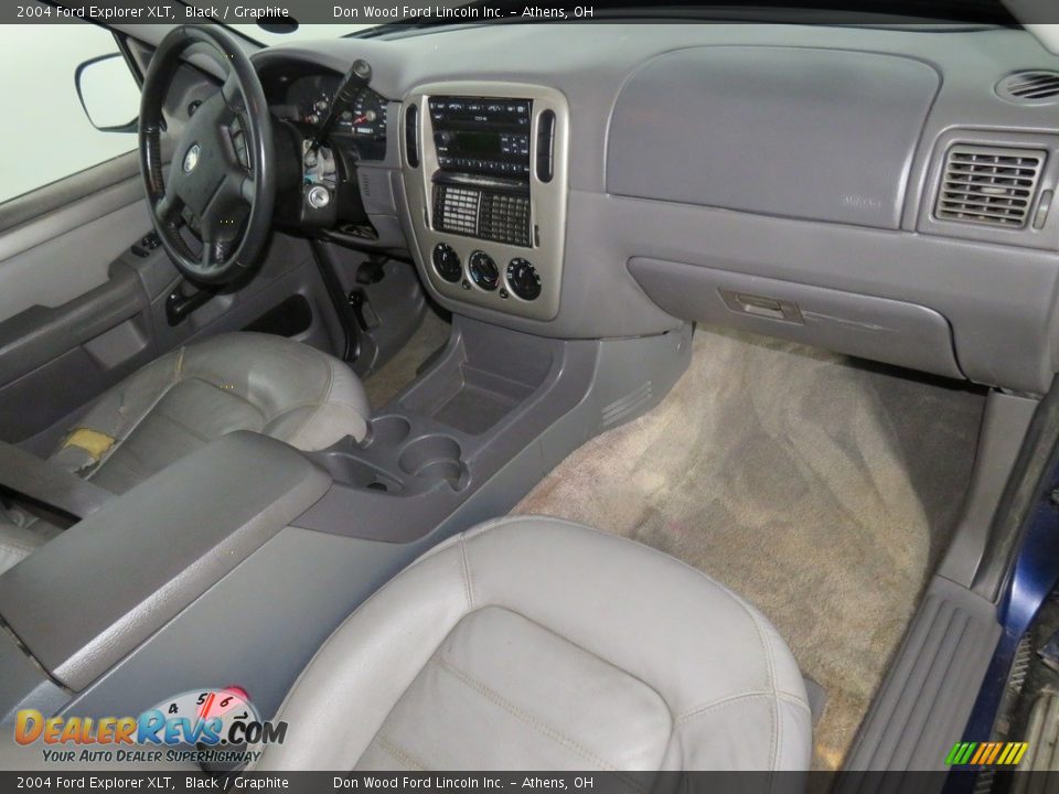 2004 Ford Explorer XLT Black / Graphite Photo #28