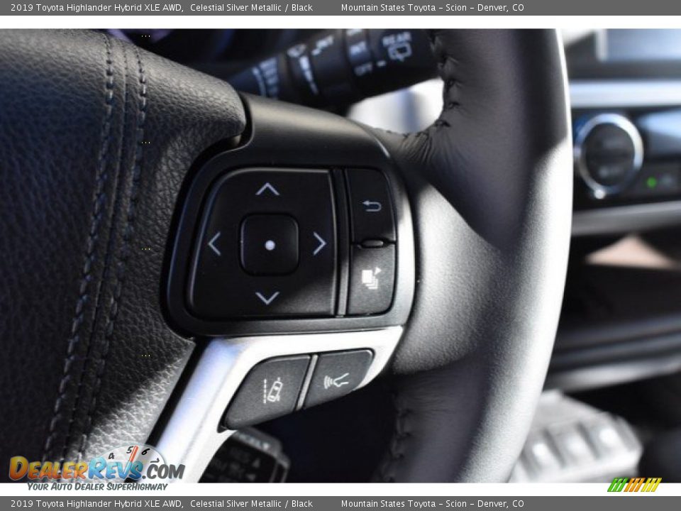 2019 Toyota Highlander Hybrid XLE AWD Steering Wheel Photo #30