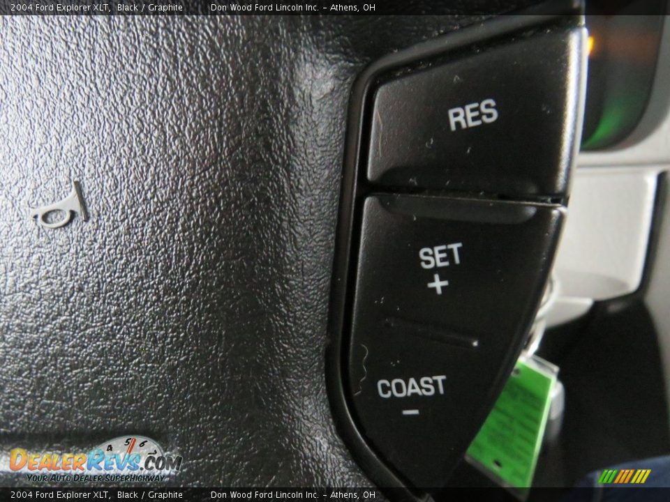 2004 Ford Explorer XLT Black / Graphite Photo #35