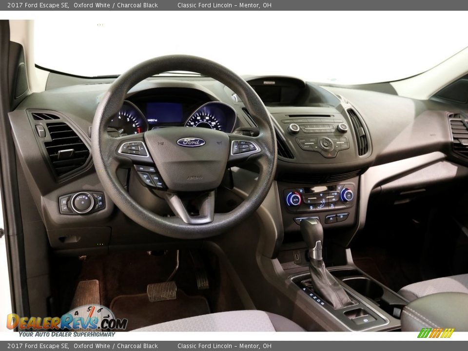 2017 Ford Escape SE Oxford White / Charcoal Black Photo #6