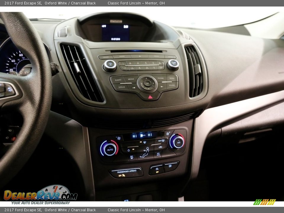 2017 Ford Escape SE Oxford White / Charcoal Black Photo #9