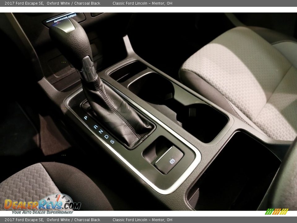 2017 Ford Escape SE Oxford White / Charcoal Black Photo #13