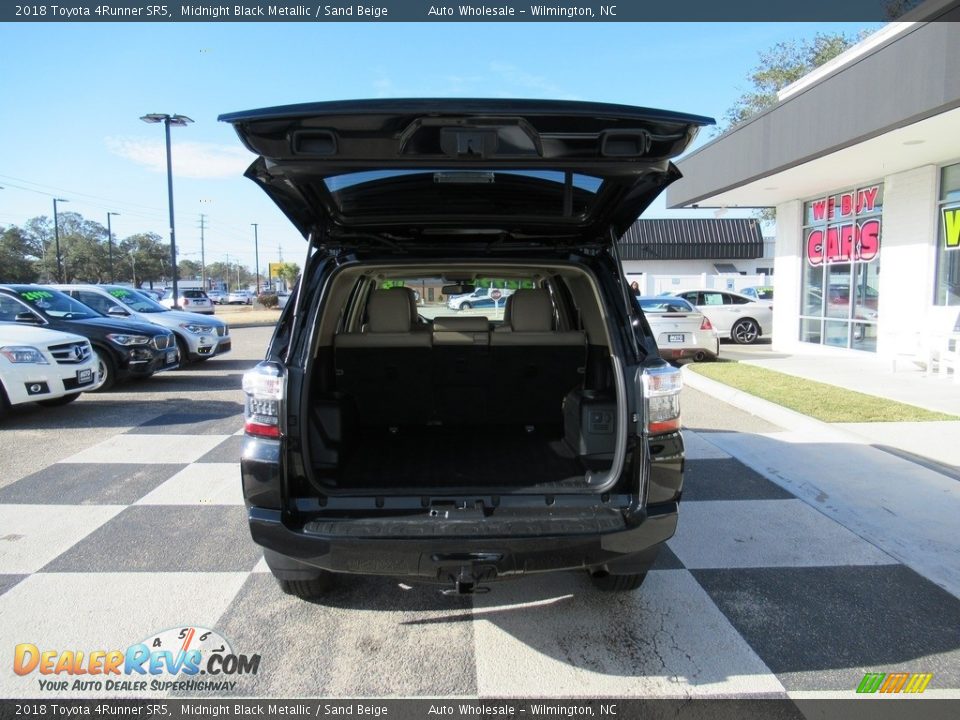 2018 Toyota 4Runner SR5 Midnight Black Metallic / Sand Beige Photo #5