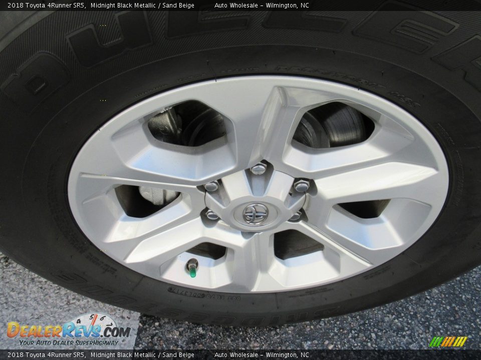 2018 Toyota 4Runner SR5 Midnight Black Metallic / Sand Beige Photo #7