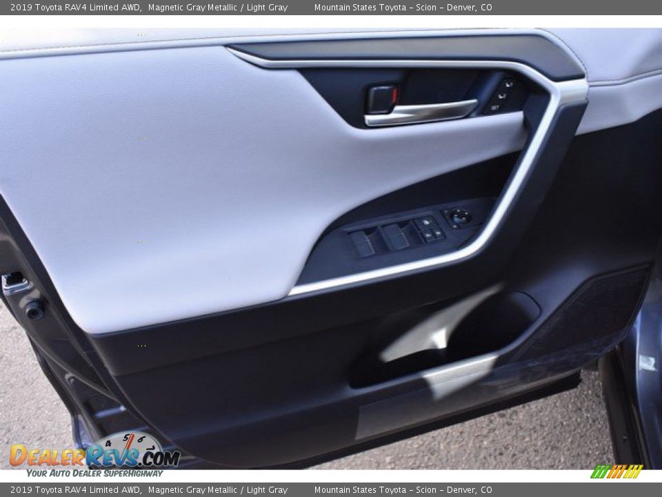 2019 Toyota RAV4 Limited AWD Magnetic Gray Metallic / Light Gray Photo #20