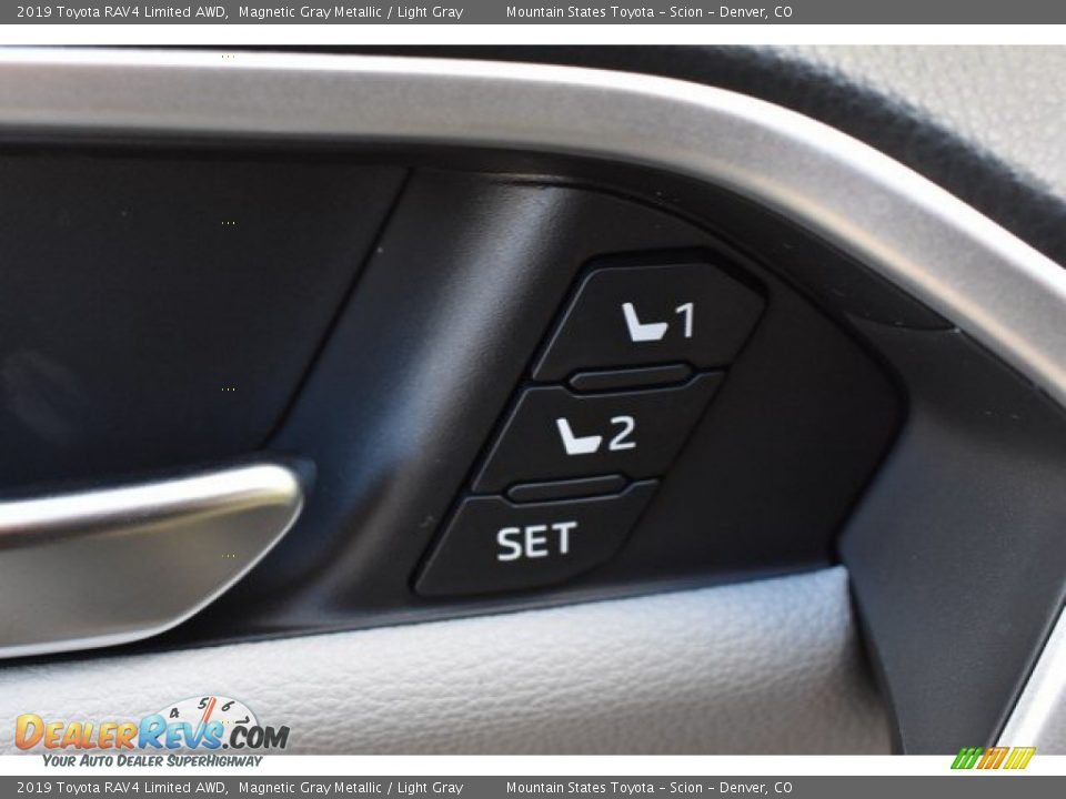 2019 Toyota RAV4 Limited AWD Magnetic Gray Metallic / Light Gray Photo #25