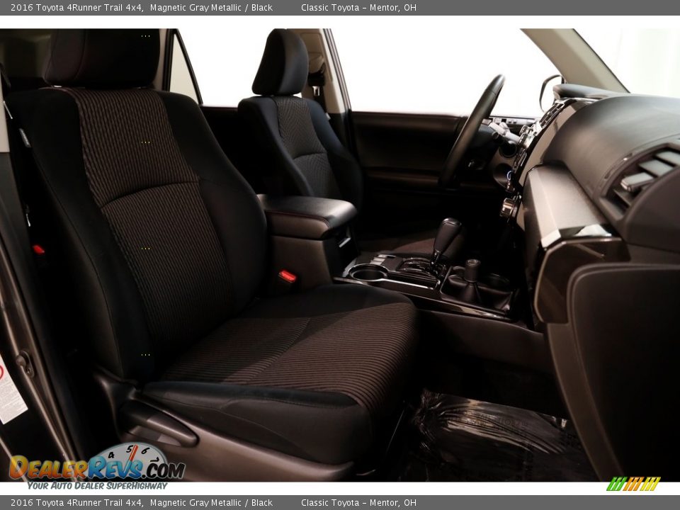 2016 Toyota 4Runner Trail 4x4 Magnetic Gray Metallic / Black Photo #16