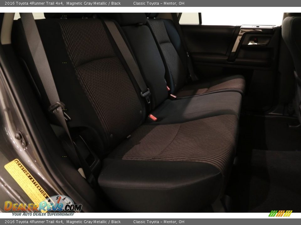 2016 Toyota 4Runner Trail 4x4 Magnetic Gray Metallic / Black Photo #17