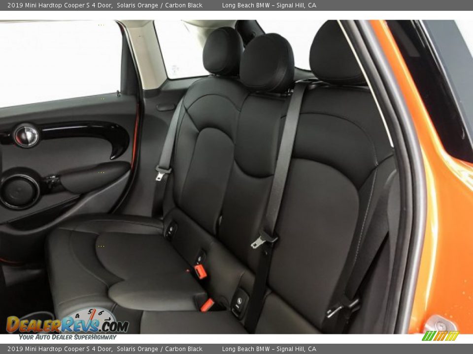2019 Mini Hardtop Cooper S 4 Door Solaris Orange / Carbon Black Photo #34