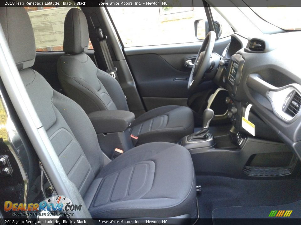 2018 Jeep Renegade Latitude Black / Black Photo #14