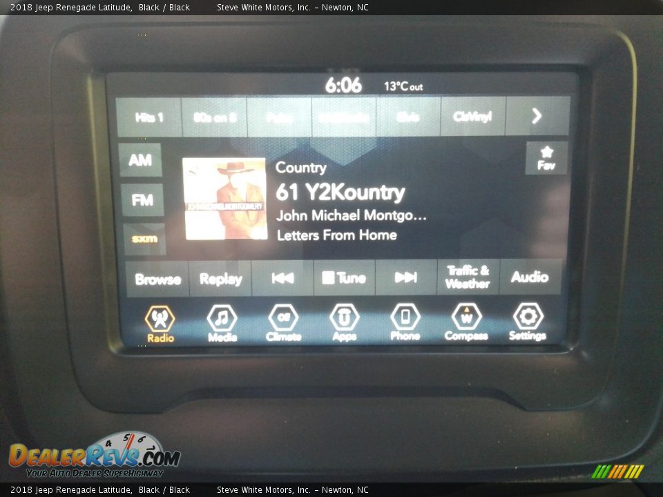 2018 Jeep Renegade Latitude Black / Black Photo #20