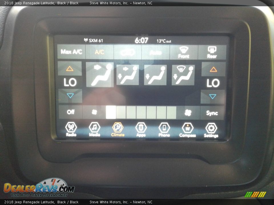 2018 Jeep Renegade Latitude Black / Black Photo #22