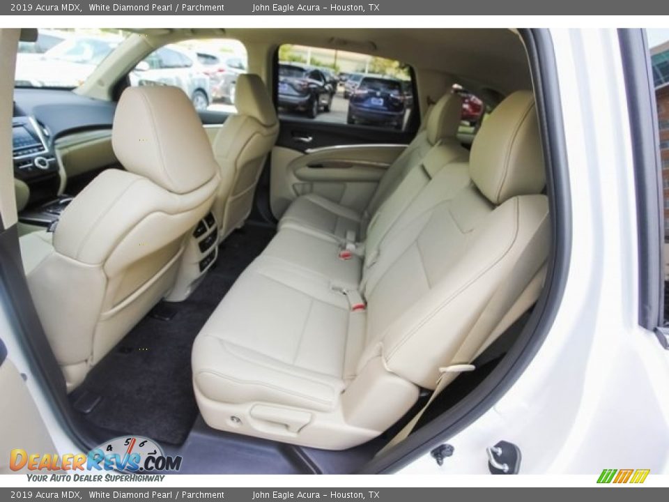 2019 Acura MDX White Diamond Pearl / Parchment Photo #19