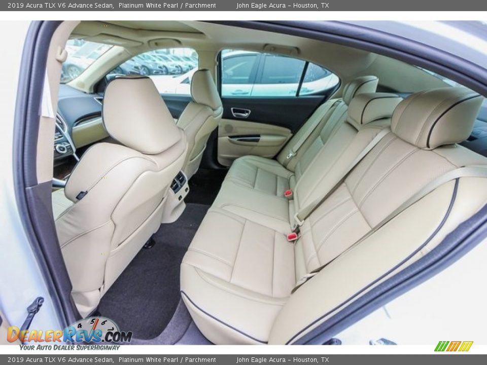 2019 Acura TLX V6 Advance Sedan Platinum White Pearl / Parchment Photo #18