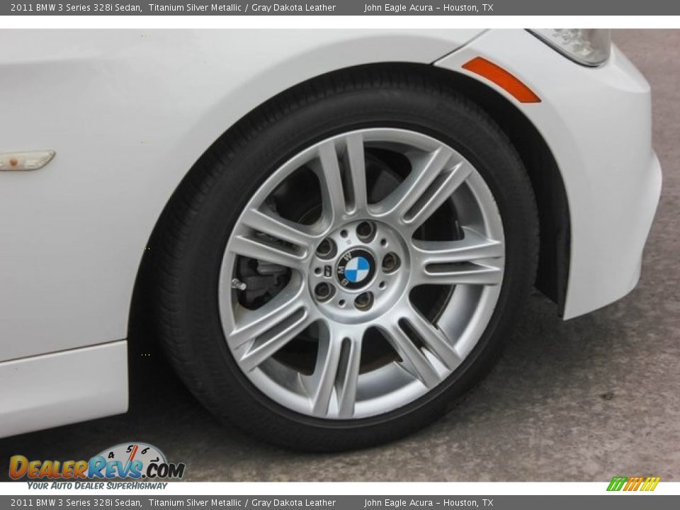 2011 BMW 3 Series 328i Sedan Titanium Silver Metallic / Gray Dakota Leather Photo #11