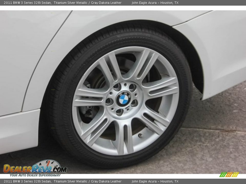 2011 BMW 3 Series 328i Sedan Titanium Silver Metallic / Gray Dakota Leather Photo #13