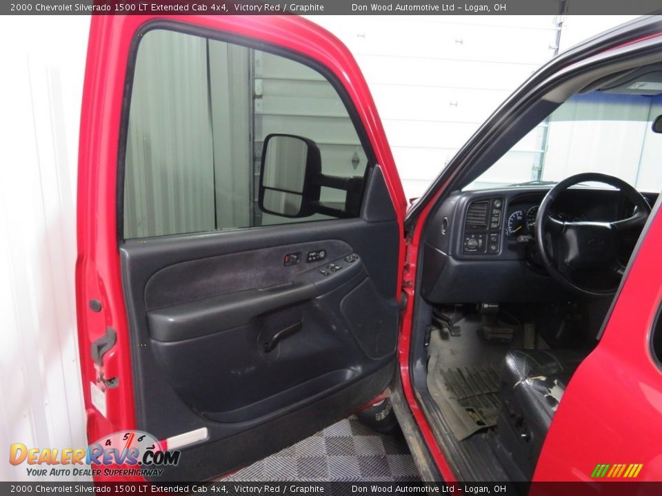 2000 Chevrolet Silverado 1500 LT Extended Cab 4x4 Victory Red / Graphite Photo #23