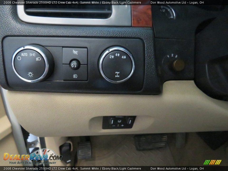 2008 Chevrolet Silverado 2500HD LTZ Crew Cab 4x4 Summit White / Ebony Black/Light Cashmere Photo #31