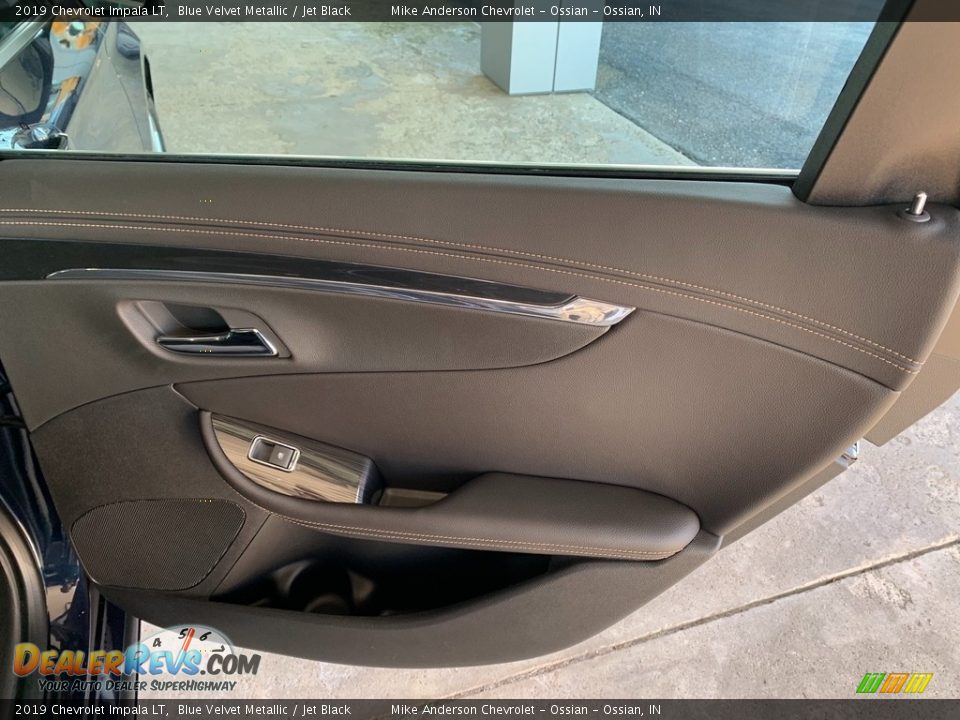 2019 Chevrolet Impala LT Blue Velvet Metallic / Jet Black Photo #30