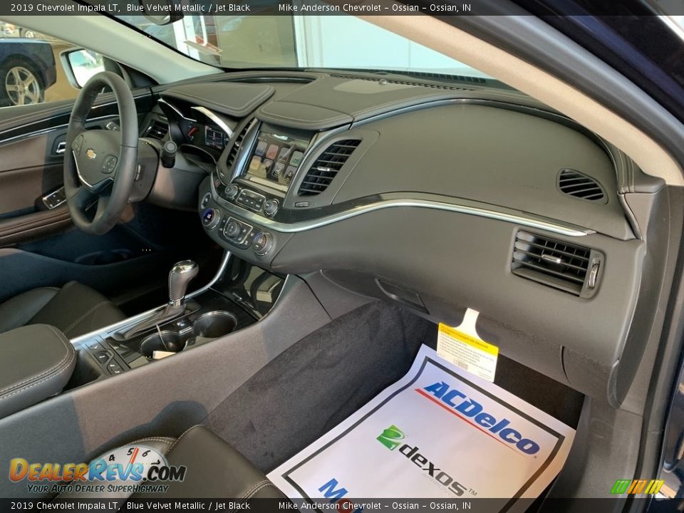 2019 Chevrolet Impala LT Blue Velvet Metallic / Jet Black Photo #36