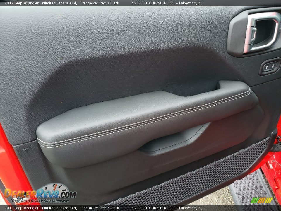2019 Jeep Wrangler Unlimited Sahara 4x4 Firecracker Red / Black Photo #8
