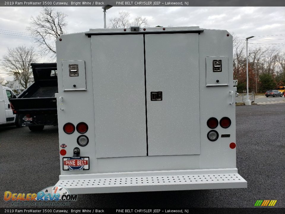 2019 Ram ProMaster 3500 Cutaway Bright White / Black Photo #5