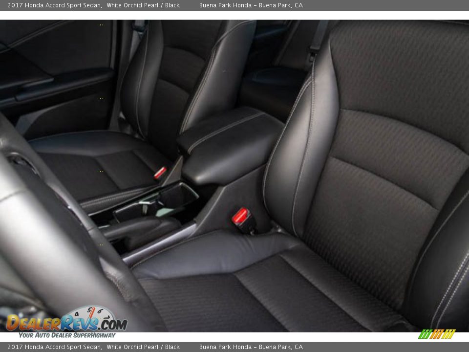 2017 Honda Accord Sport Sedan White Orchid Pearl / Black Photo #16