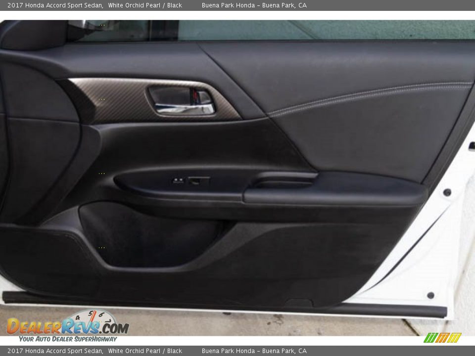 2017 Honda Accord Sport Sedan White Orchid Pearl / Black Photo #30
