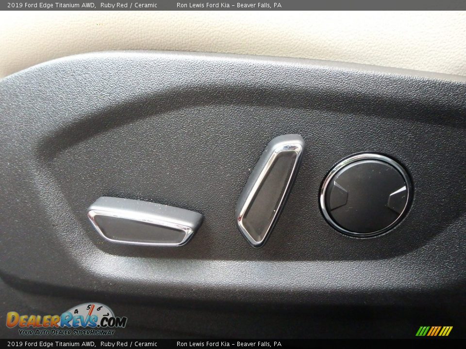 2019 Ford Edge Titanium AWD Ruby Red / Ceramic Photo #15