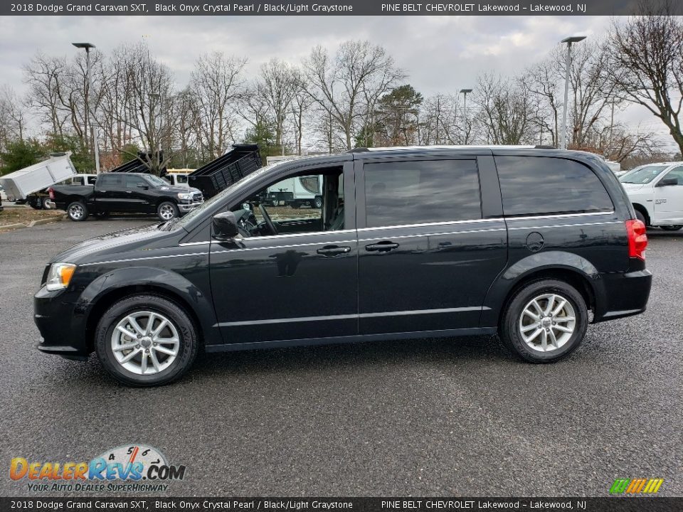 2018 Dodge Grand Caravan SXT Black Onyx Crystal Pearl / Black/Light Graystone Photo #4