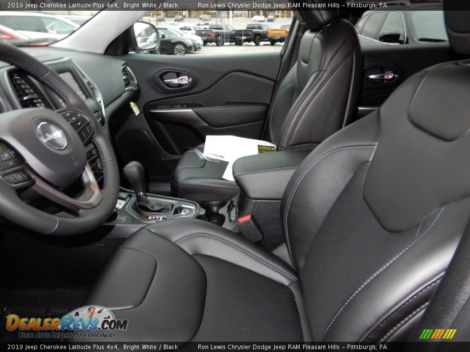 2019 Jeep Cherokee Latitude Plus 4x4 Bright White / Black Photo #11