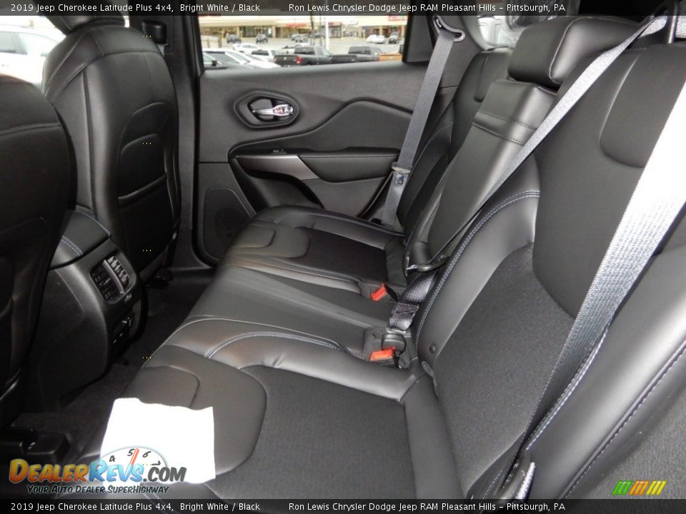 2019 Jeep Cherokee Latitude Plus 4x4 Bright White / Black Photo #12
