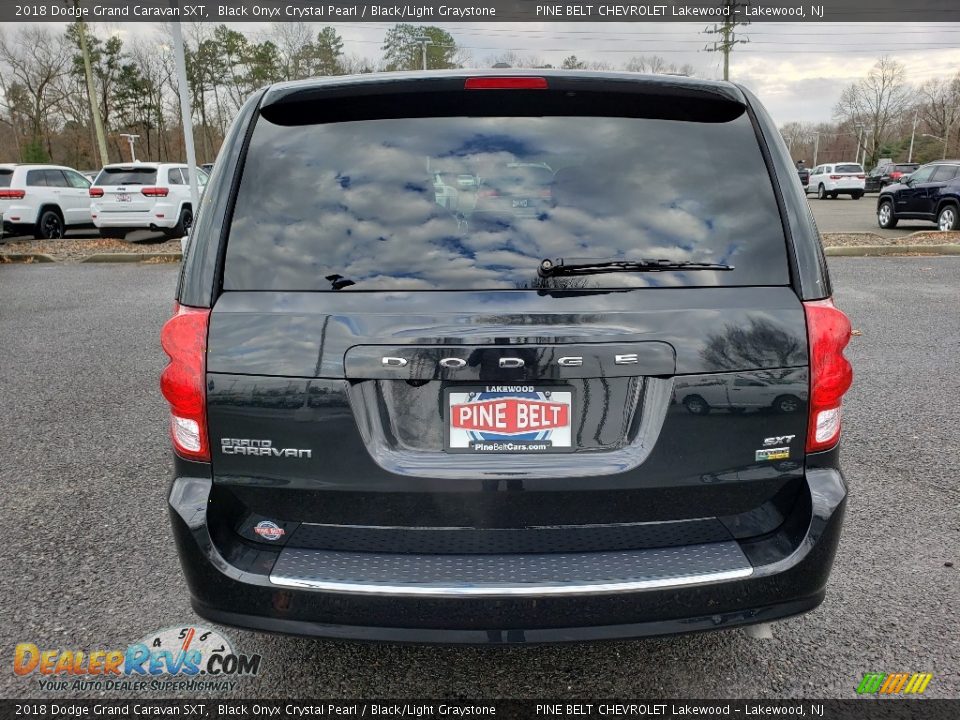 2018 Dodge Grand Caravan SXT Black Onyx Crystal Pearl / Black/Light Graystone Photo #6