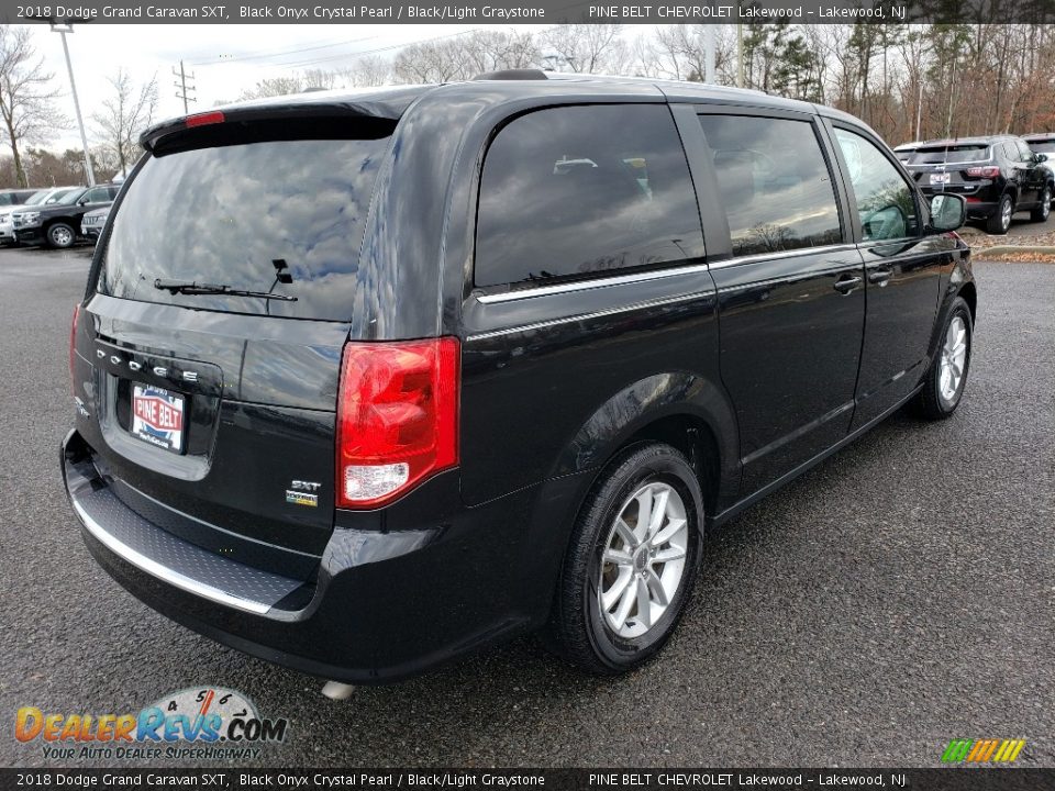 2018 Dodge Grand Caravan SXT Black Onyx Crystal Pearl / Black/Light Graystone Photo #7