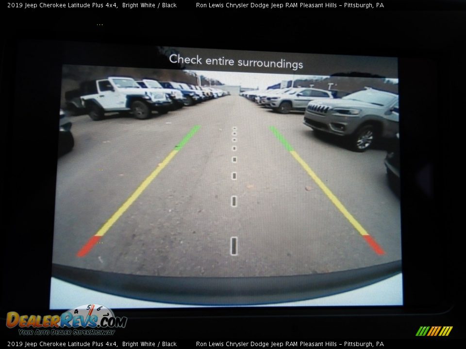 2019 Jeep Cherokee Latitude Plus 4x4 Bright White / Black Photo #19