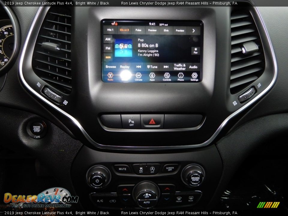 2019 Jeep Cherokee Latitude Plus 4x4 Bright White / Black Photo #20