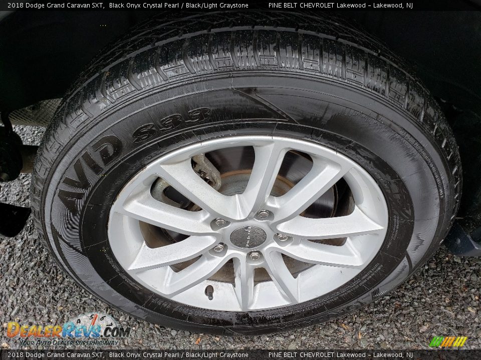 2018 Dodge Grand Caravan SXT Black Onyx Crystal Pearl / Black/Light Graystone Photo #15