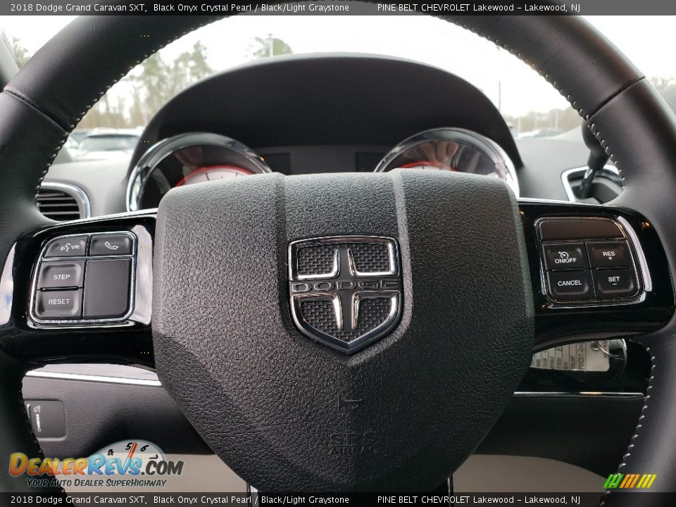 2018 Dodge Grand Caravan SXT Black Onyx Crystal Pearl / Black/Light Graystone Photo #28