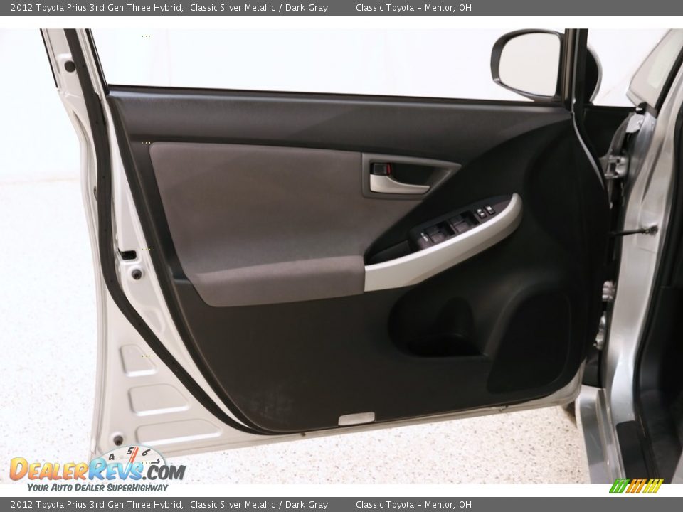 2012 Toyota Prius 3rd Gen Three Hybrid Classic Silver Metallic / Dark Gray Photo #4