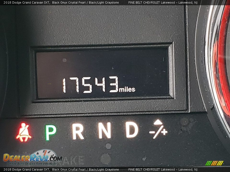 2018 Dodge Grand Caravan SXT Black Onyx Crystal Pearl / Black/Light Graystone Photo #29