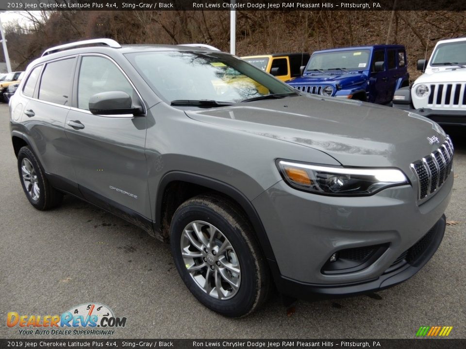 2019 Jeep Cherokee Latitude Plus 4x4 Sting-Gray / Black Photo #8