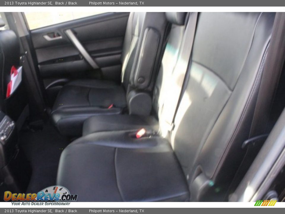 2013 Toyota Highlander SE Black / Black Photo #36