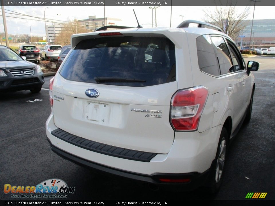 2015 Subaru Forester 2.5i Limited Satin White Pearl / Gray Photo #5
